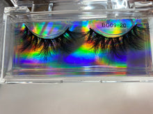 Load image into Gallery viewer, Sasha Lash – 20 mm Long Mink Lashes
